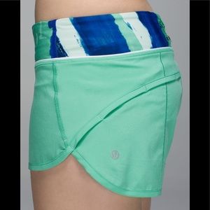 Lululemon Menthol / Brush Strokes Speed Short 4
